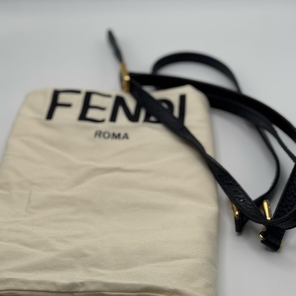 Fendi Black Pebbled Leather Chameleon Tote Bag - Picture 14 of 15